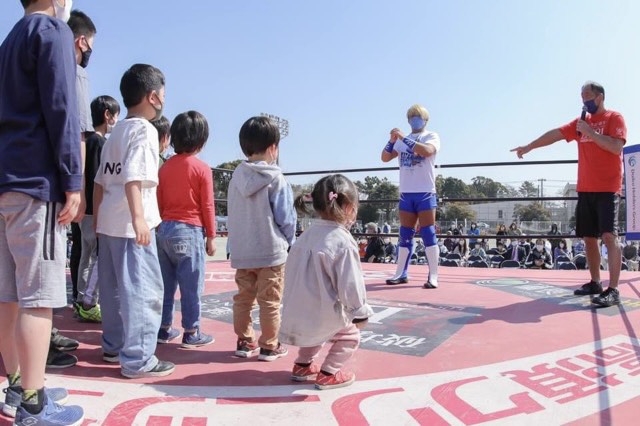 チャリティーイベント Stand Up Glow Up 子どもたちの生きた学び場 市原市ホームページ